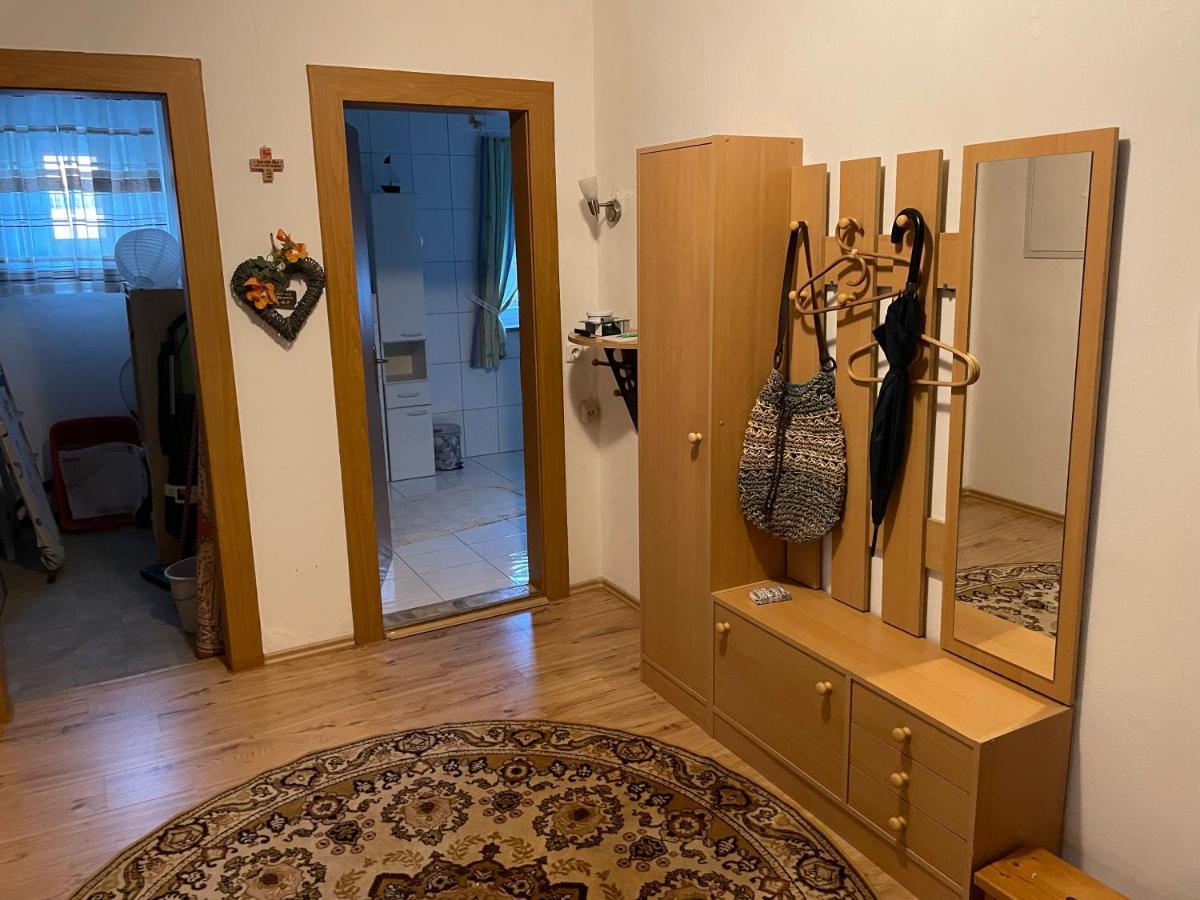 Schoene Ferienwohnung In Bahnhofsnaehe Fuer Urlaub, Studium Oder Arbeit Deggendorf Exteriér fotografie