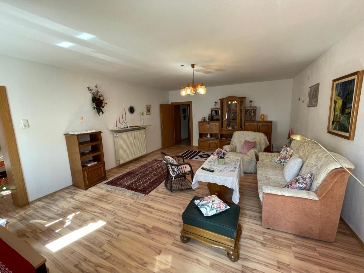 Schoene Ferienwohnung In Bahnhofsnaehe Fuer Urlaub, Studium Oder Arbeit Deggendorf Exteriér fotografie