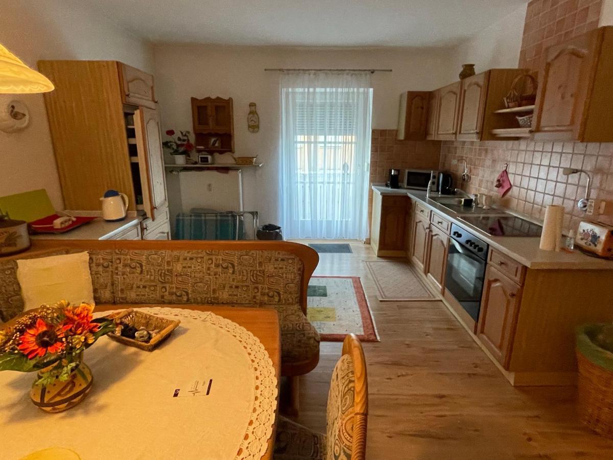 Schoene Ferienwohnung In Bahnhofsnaehe Fuer Urlaub, Studium Oder Arbeit Deggendorf Exteriér fotografie