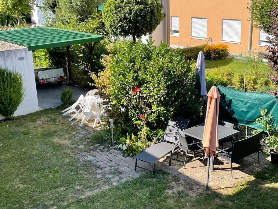 Schoene Ferienwohnung In Bahnhofsnaehe Fuer Urlaub, Studium Oder Arbeit Deggendorf Exteriér fotografie