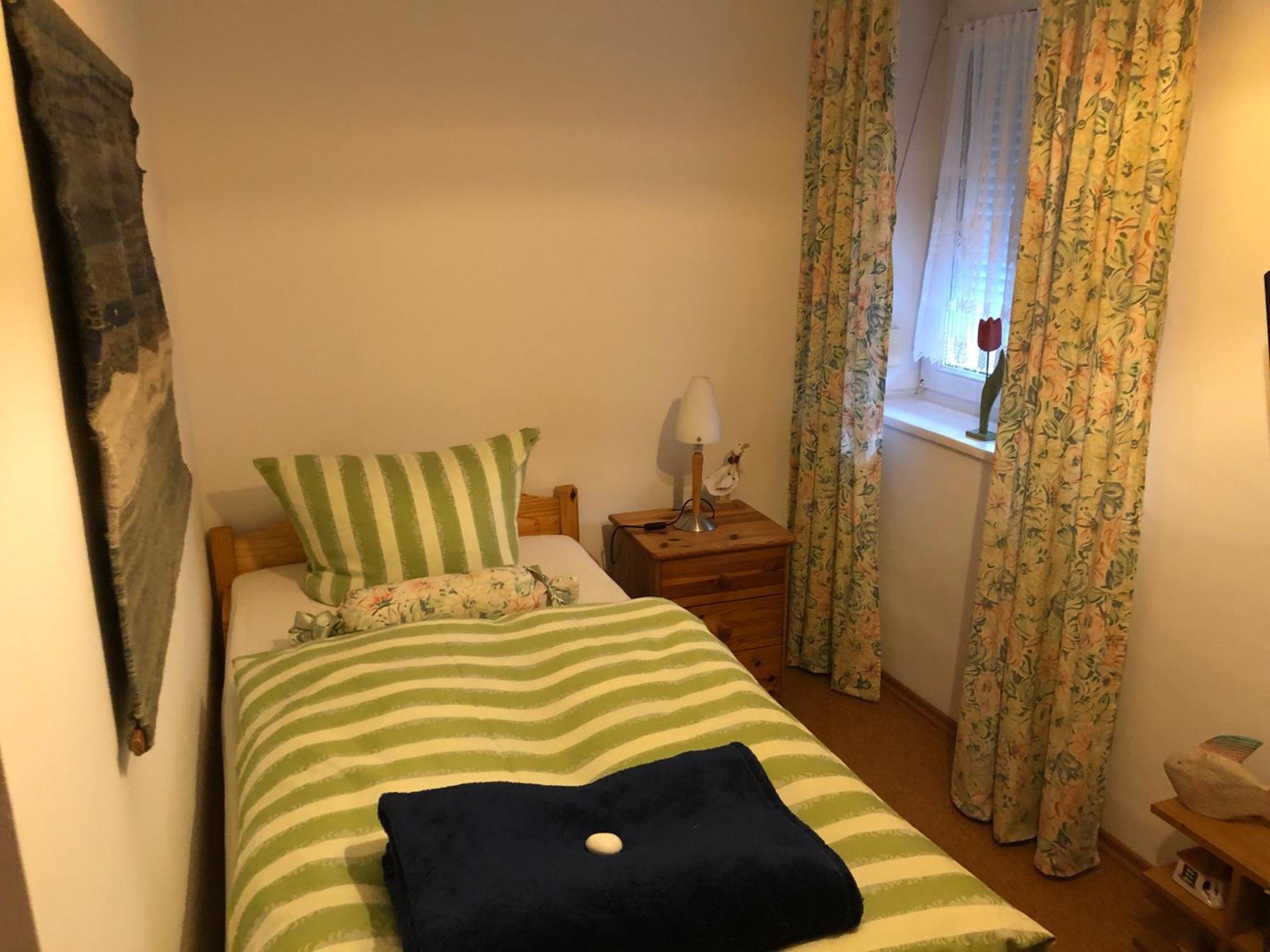 Schoene Ferienwohnung In Bahnhofsnaehe Fuer Urlaub, Studium Oder Arbeit Deggendorf Exteriér fotografie